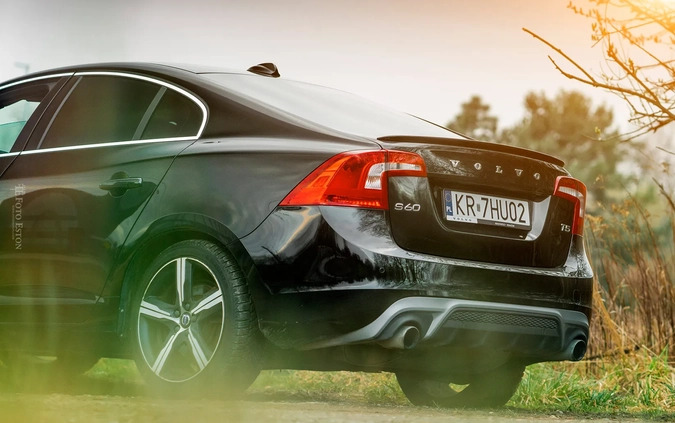 Volvo S60 cena 79900 przebieg: 159000, rok produkcji 2018 z Kraków małe 407